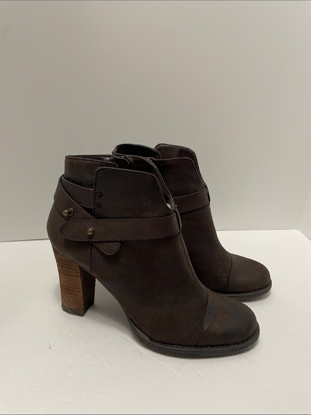 Crown Vintage Women's Dark Brown High Heel Ankle Booties Sz 9M